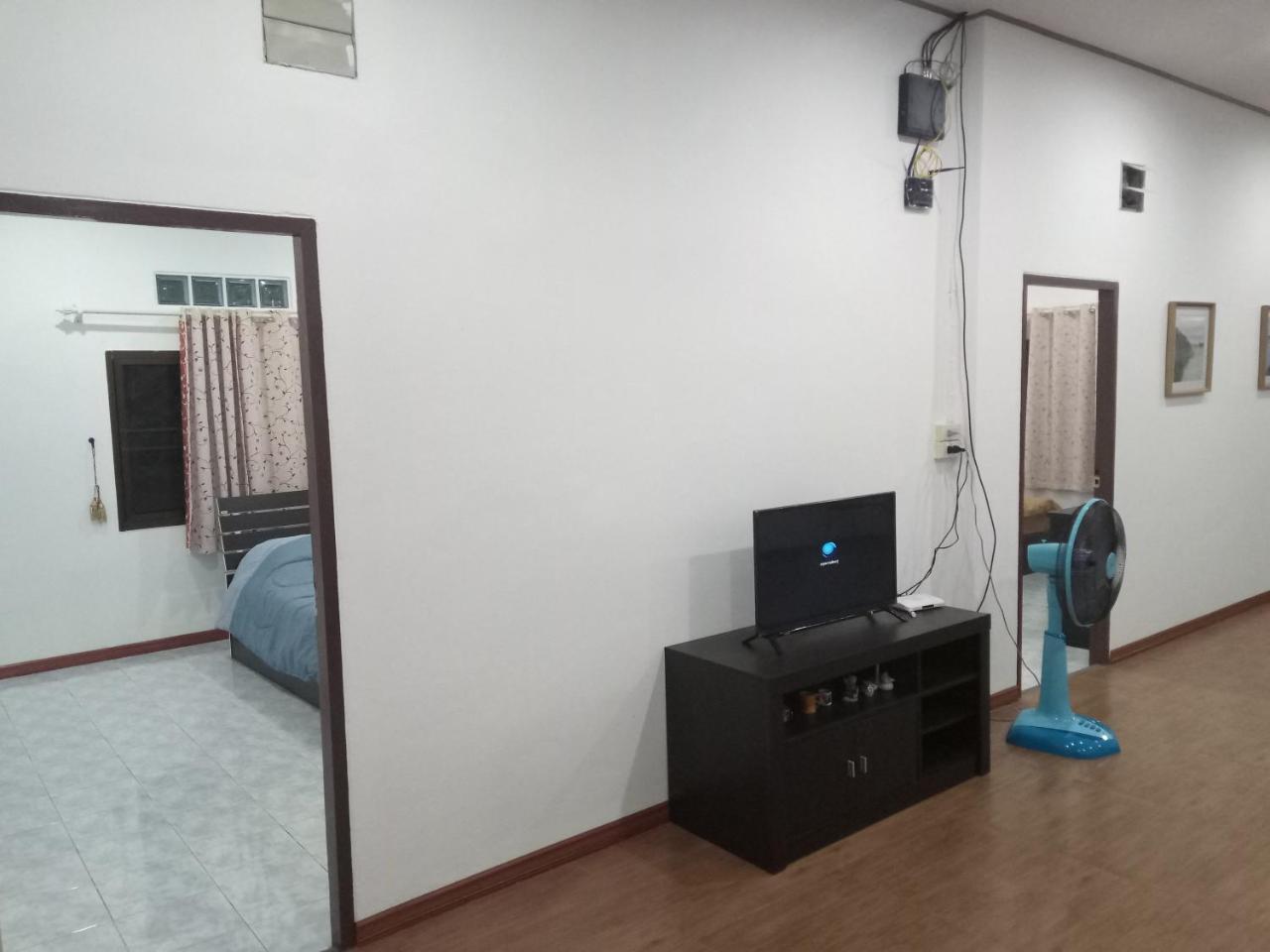Blue Beach Resort Sam Roi Yot Bilik gambar