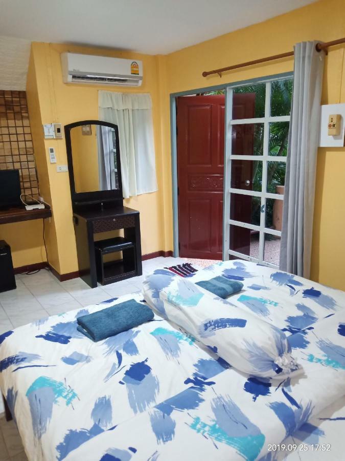 Blue Beach Resort Sam Roi Yot Bilik gambar