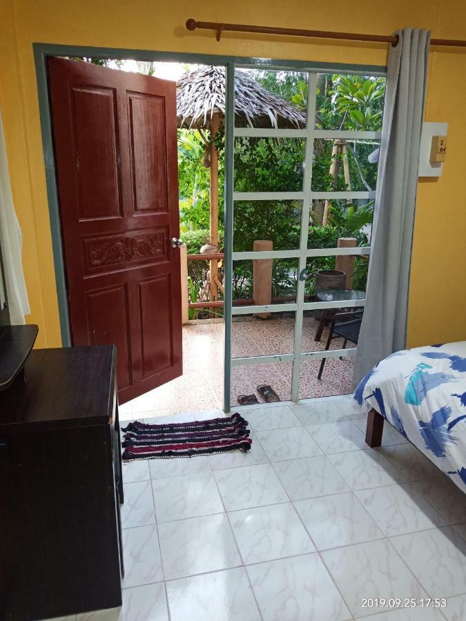 Blue Beach Resort Sam Roi Yot Bilik gambar